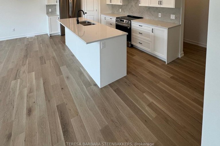 28424668/783-kenny-gordon-avenue/riverside-southgloucester-glen/ottawa/ontario/K4M0V2_36