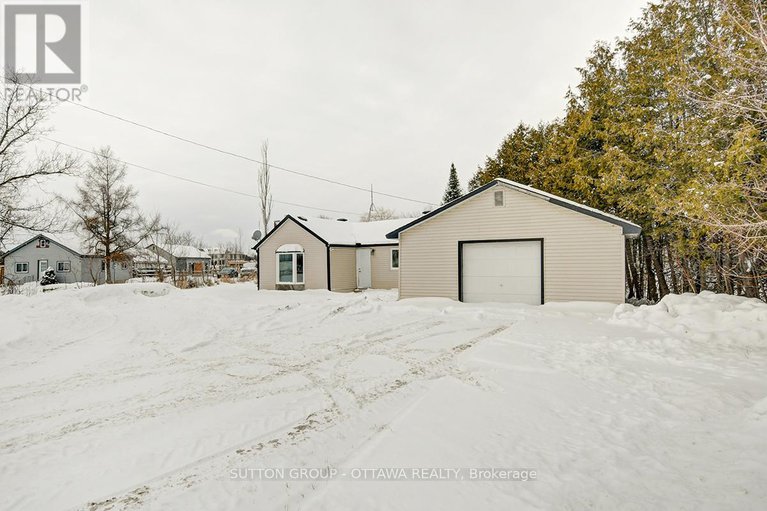 29142906/458-river-road/riverside-southgloucester-glen/ottawa/ontario/K1V1E7_7