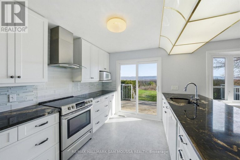 29673245/122-colonel-nicholson-lane/constance-bay/ottawa/ontario/K0A3M0_17