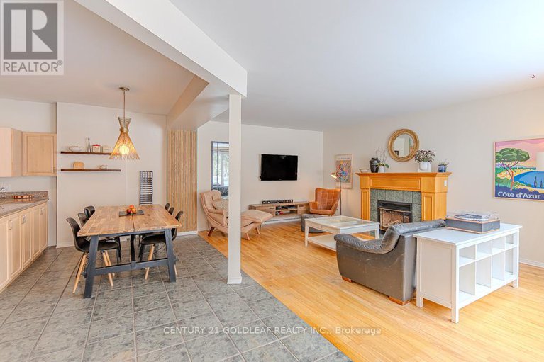 29418549/1075-north-river-road/overbrook/ottawa/ontario/K1K3V9_10