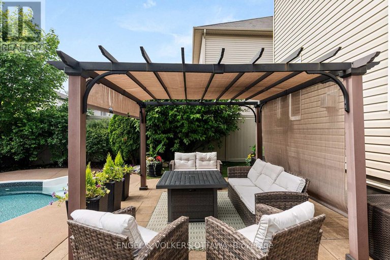 29512841/407-landswood-way/stittsville-south/ottawa/ontario/K2S0A3_41