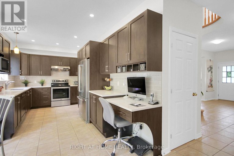 28495387/13-sirocco-crescent/stittsville-north/ottawa/ontario/K2S1Z7_15