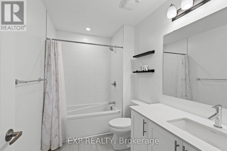 28297698/653-putney-crescent/stittsville-south/ottawa/ontario/K2S2N7_33