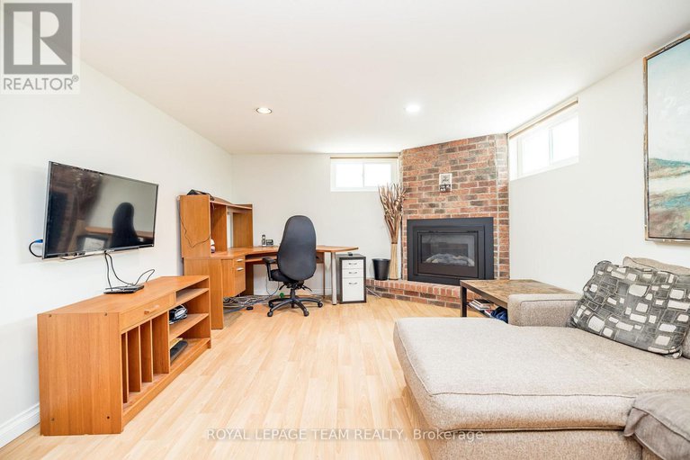 28577001/2740-moncton-road/queensway-terrace-north/ottawa/ontario/K2B7W1_23