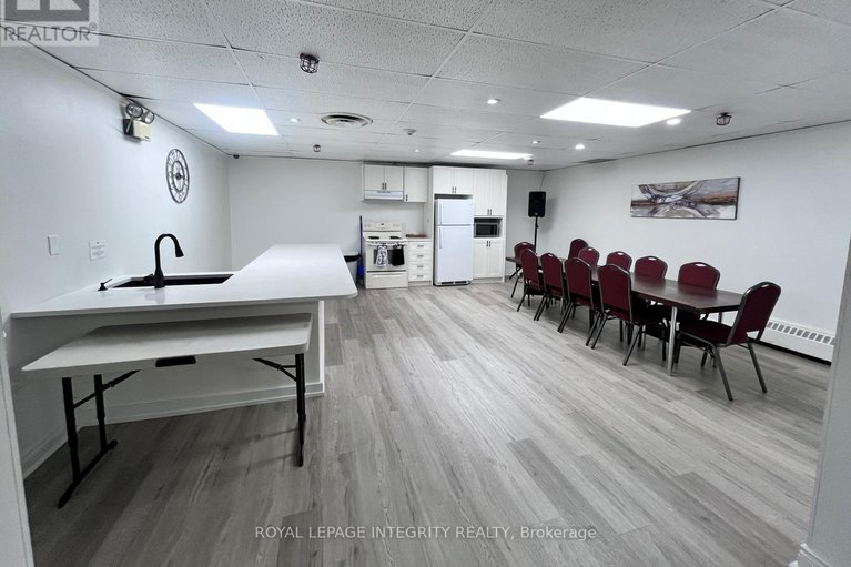 29173938/1008-555-brittany-drive/viscount-alexander-park/ottawa/ontario/K1K4C5_35