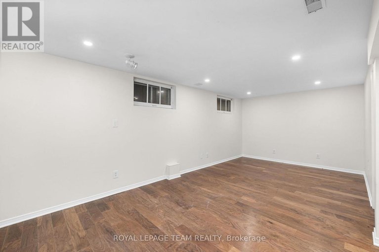 29244449/2358-malone-crescent/queensway-terrace-southridgeview/ottawa/ontario/K2C1L5_36