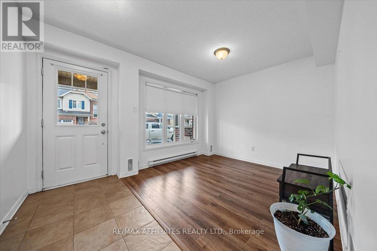 28223631/1028-pampero-crescent/stittsville-north/ottawa/ontario/K2S0N4_4