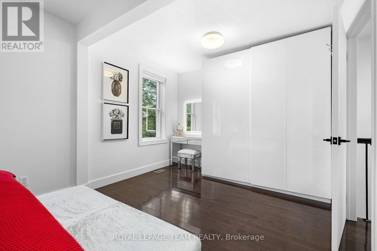 28842080/19-crichton-street/new-edinburgh/ottawa/ontario/K1M1V5_19
