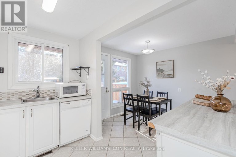 29239262/380-woodfield-drive/tanglewood/ottawa/ontario/K2G3W9_14