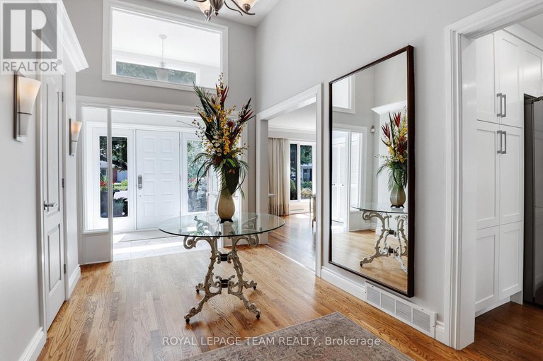 28584600/1939-wembley-avenue/carlingwood/ottawa/ontario/K2A1A8_10