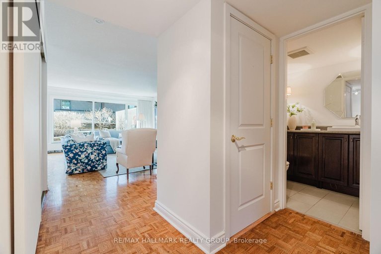 29608054/th2-300-queen-elizabeth-drive/glebe/ottawa/ontario/K1S3M6_9