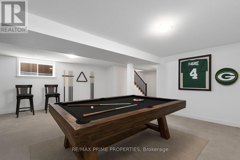 28408165/249-fountainhead-drive/mer-bleuebradley-estatesanderson-park/ottawa/ontario/K1W0H4_35
