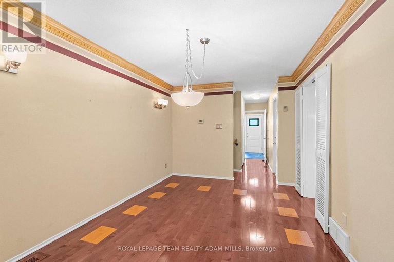 29106585/46-gentle-gate-crescent/hunt-club-parkgreenboro/ottawa/ontario/K1T1Z8_13