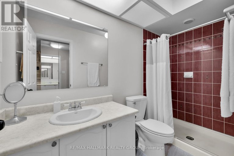 28637166/610-steller-street/fallingbrookpineridge/ottawa/ontario/K4A1N1_32