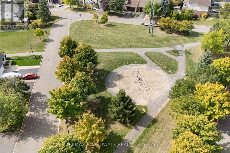 29430897/2128-rexton-street/avalon-east/ottawa/ontario/K4A4K7_45