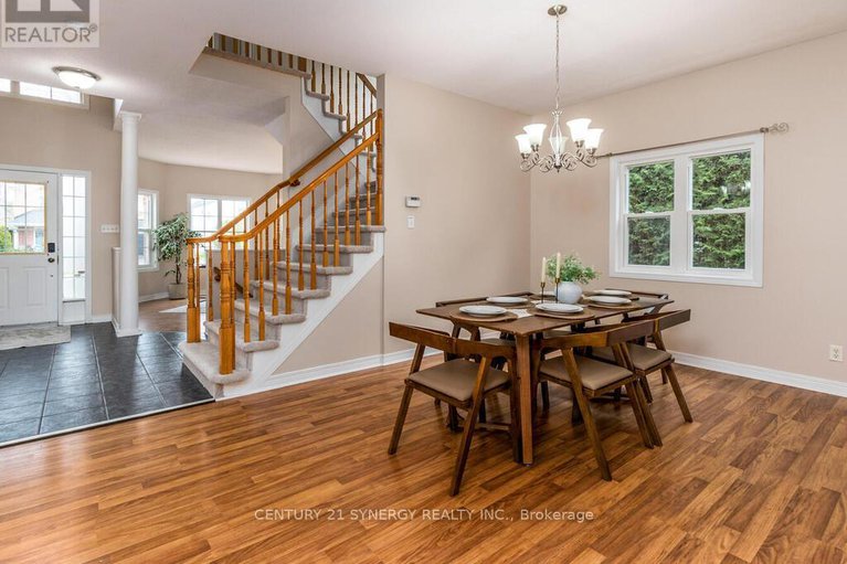 29081852/34-eliza-crescent/stittsville-south/ottawa/ontario/K2S2A3_7