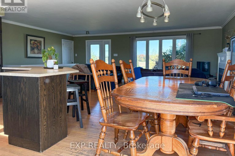 28937021/575-braeloch-road-road/mcnabbraeside-twps/mcnabbraeside/ontario/K7V1P8_5