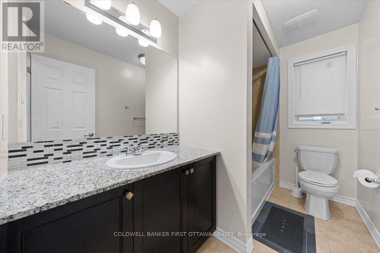 29656055/355-sweetclover-way/avalon-west/ottawa/ontario/K4A1E6_15