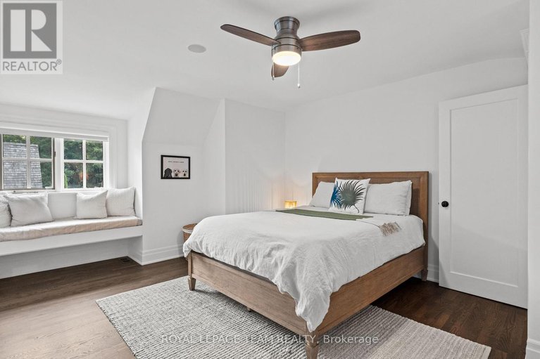 28626458/5572-carrison-drive/manotick-village-manotick-estates/ottawa/ontario/K4M1K7_21