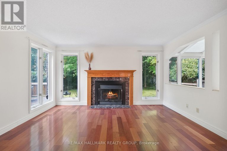 28637615/6203-beausejour-drive/chapel-hill/ottawa/ontario/K1C8E4_12