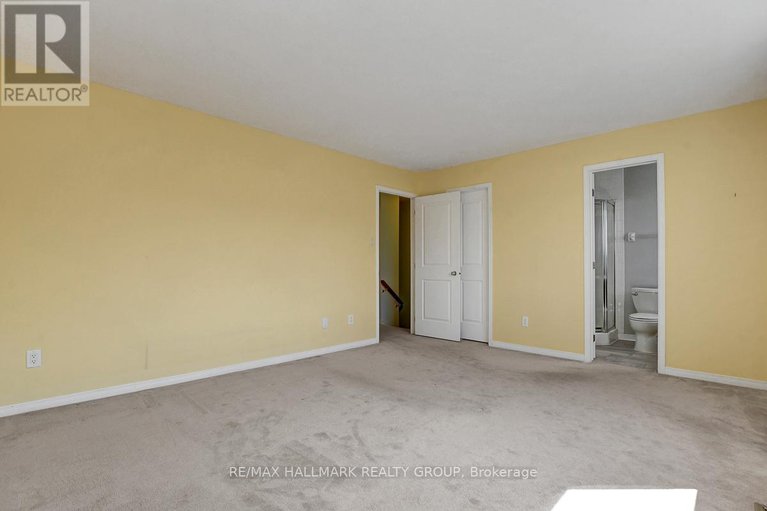 28576253/553-burleigh-private/cyrville/ottawa/ontario/K1J1J9_19