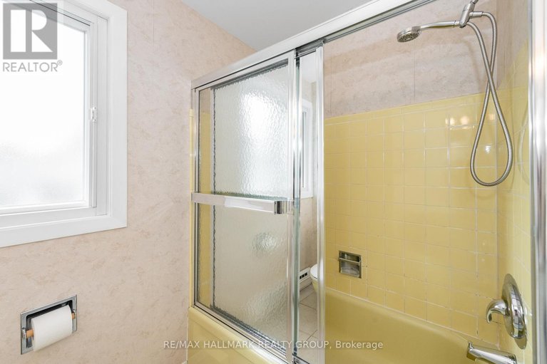 28995963/64-sullivan-avenue/meadowlandscrestview/ottawa/ontario/K2G1V2_24