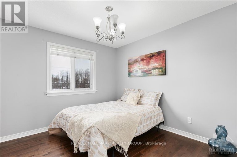 28301272/4464-shoreline-drive/riverside-southgloucester-glen/ottawa/ontario/K1V1R7_18