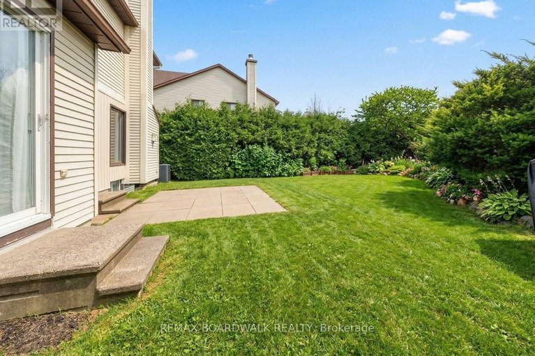 29598095/1535-kamouraska-circle/chateauneuf/ottawa/ontario/K1C3J1_46