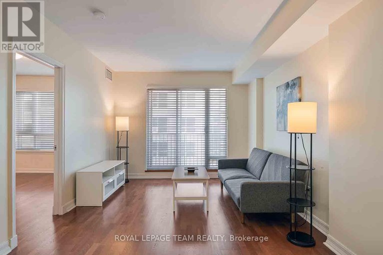 28774329/909-200-besserer-street/sandy-hill/ottawa/ontario/K1N0A7_1