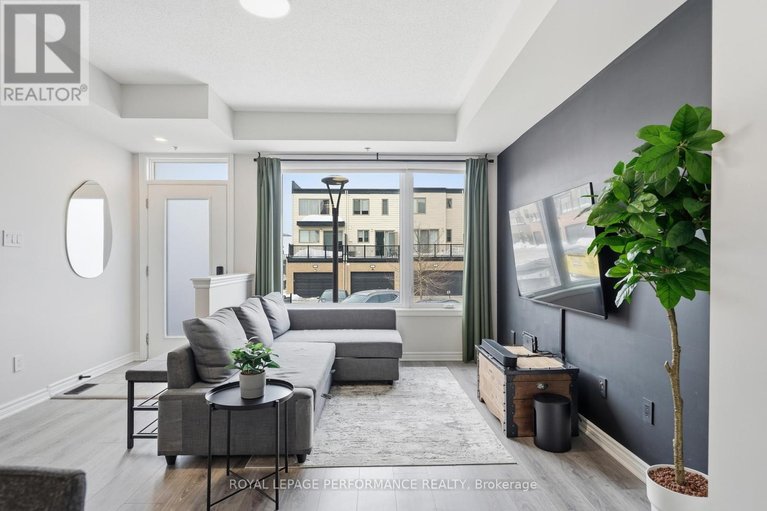 29447569/583-ozawa-private/cfb-rockcliffe-and-area/ottawa/ontario/K1K4Z9_12