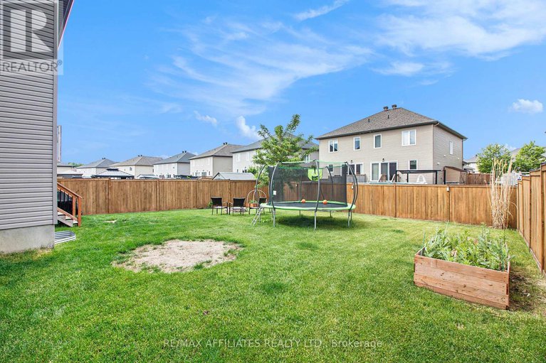 29152001/129-lyon-street/embrun/russell/ontario/K0A1W0_30