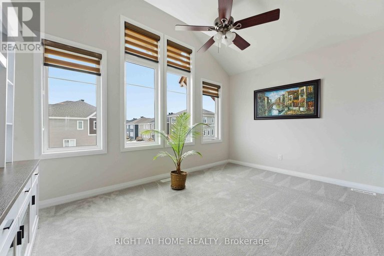 29484591/643-terrier-circle/goulbourn-twp-from-franktown-rdsouth-to-rideau/ottawa/ontario/K0A2Z0_18