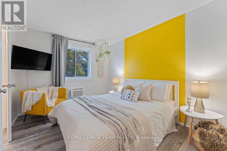 29371239/212-316-savard-avenue/vanier/ottawa/ontario/K1L7S2_22