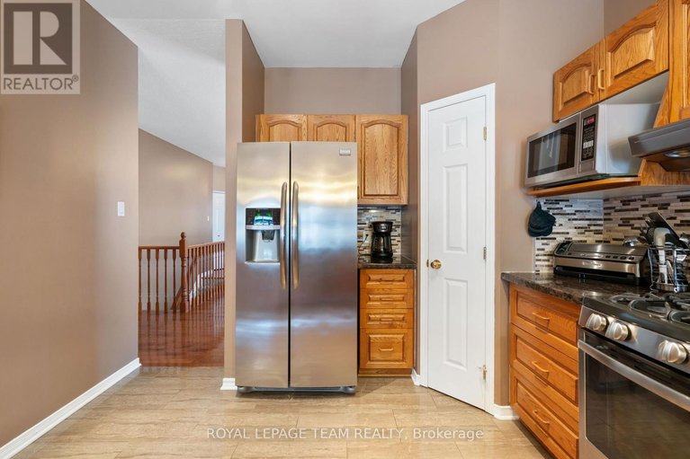 29559715/2180-valin-street/springridgeeast-village/ottawa/ontario/K4A5A9_15