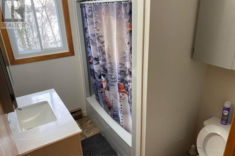 29472234/20596-conc-5-concession/south-glengarry-lancaster-twp/south-glengarry/ontario/K0C1L0_16