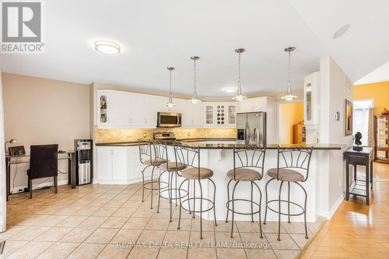 28499288/1147-fieldown-street/cumberland-ridge/ottawa/ontario/K4C1R7_9