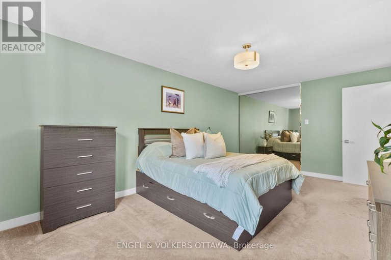 28493441/42d-benlea-drive/tanglewood/ottawa/ontario/K2G4A9_19