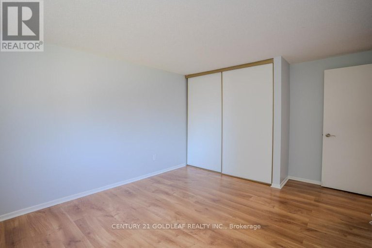 28529212/75-5-sonnet-crescent/westcliffe-estates/ottawa/ontario/K2H8W8_21