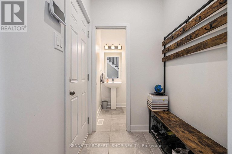 28738559/735-twist-way/emerald-meadowstrailwest/ottawa/ontario/K2V0M9_13