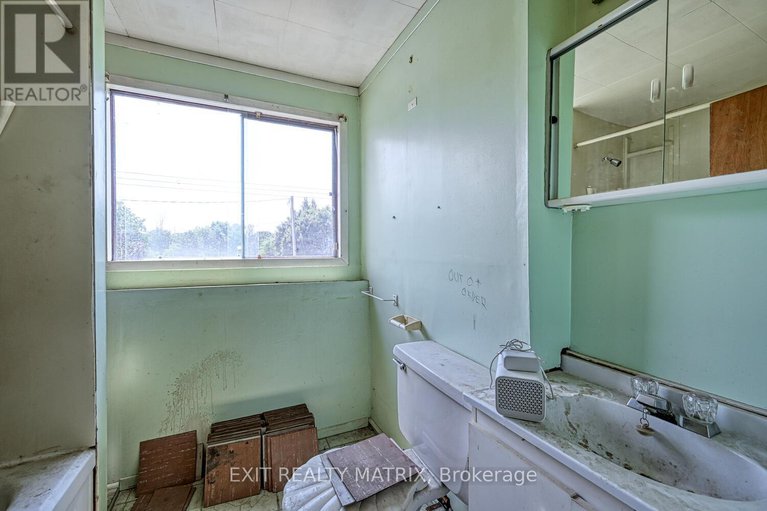 28624051/7771-lawrence-street/vernon/ottawa/ontario/K0A3J0_11