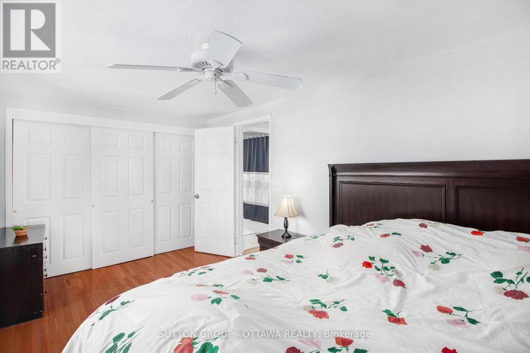 28564985/848-borland-drive/chatelaine-village/ottawa/ontario/K1E1X5_11