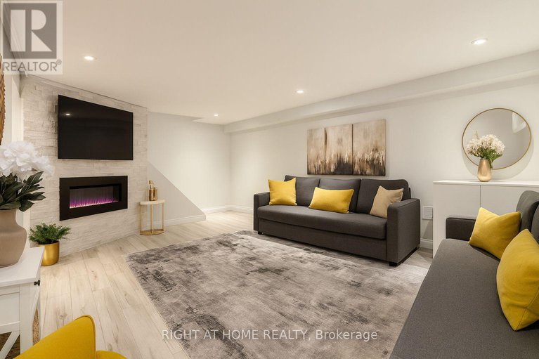 29343163/347-zephyr-avenue/britannia/ottawa/ontario/K2B5Z9_21