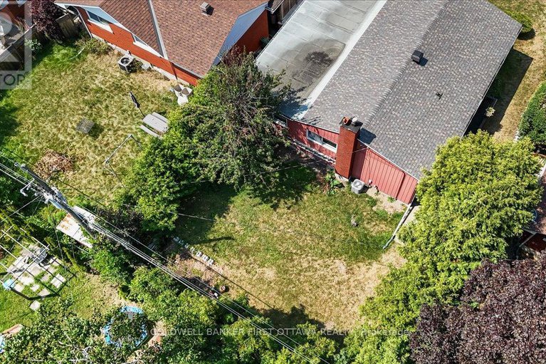 28744577/2146-rushton-road/mckellar-heightsglabar-park/ottawa/ontario/K2A1N7_36