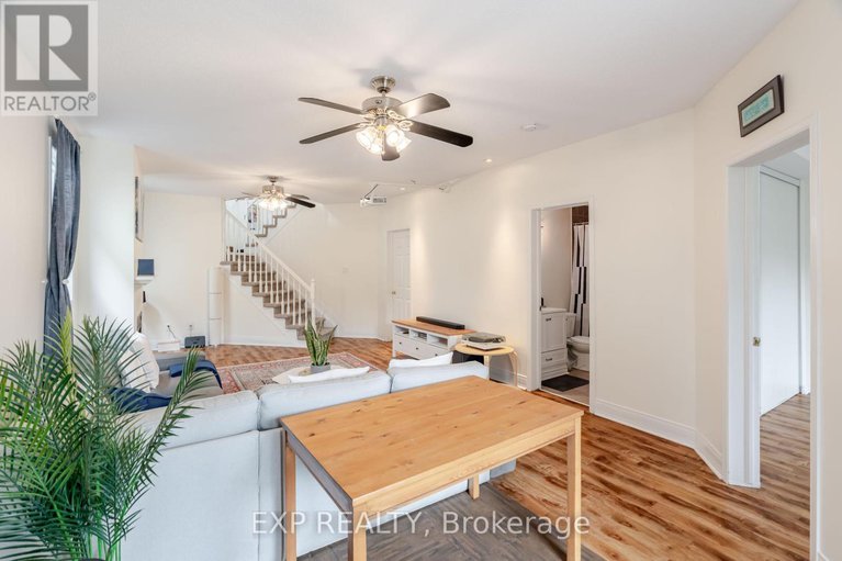 28873619/1562-lisbon-street/fallingbrookpineridge/ottawa/ontario/K4A4B9_41