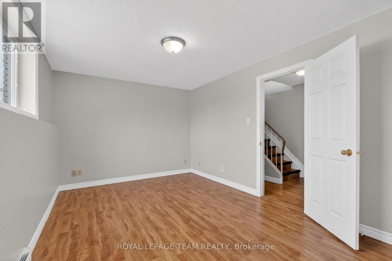 29598336/280-therese-avenue/town-of-rockland/clarence-rockland/ontario/K4K1G9_19