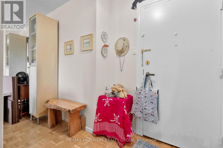 28759987/806-265-poulin-avenue/britannia/ottawa/ontario/K2B7Y8_5