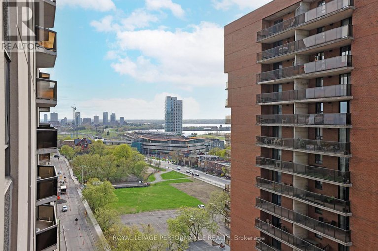 28302489/1701-470-laurier-avenue-w/ottawa-centre/ottawa/ontario/K1R7W9_26