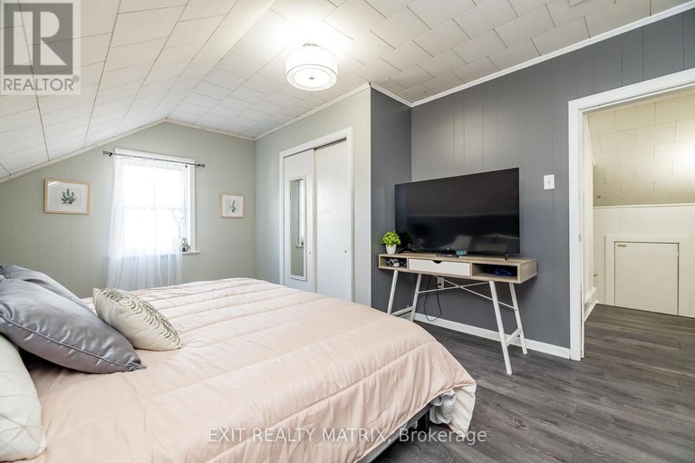 29086083/107-george-street/lanark-highlands-lanark-village/lanark-highlands/ontario/K0G1K0_36