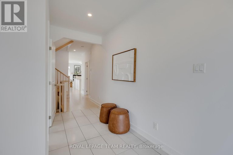 28890064/856-clapham-terrace/stittsville-south/ottawa/ontario/K2S2P1_4