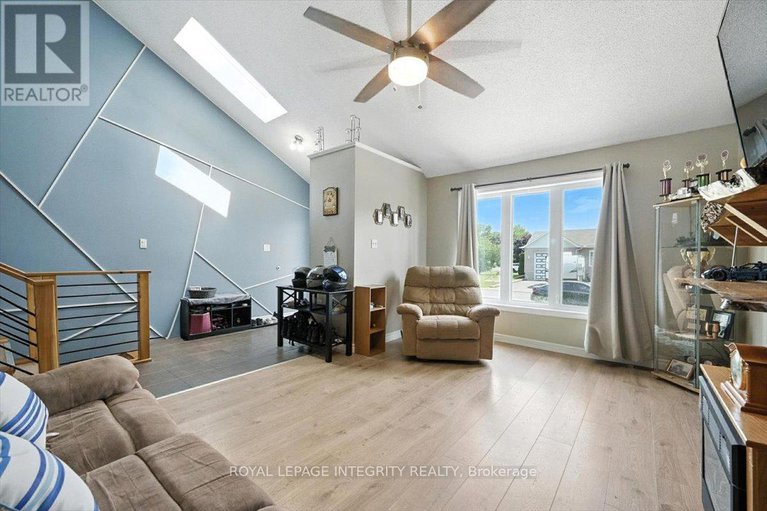 28911449/51-marcel-street/embrun/russell/ontario/K0A1W0_8